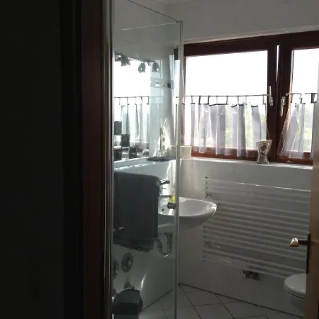 Haus Himmelsthur アパート ヒルデスハイム